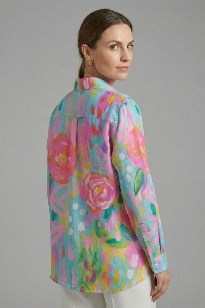 Women’s Blouse with Collar and Abstract Print