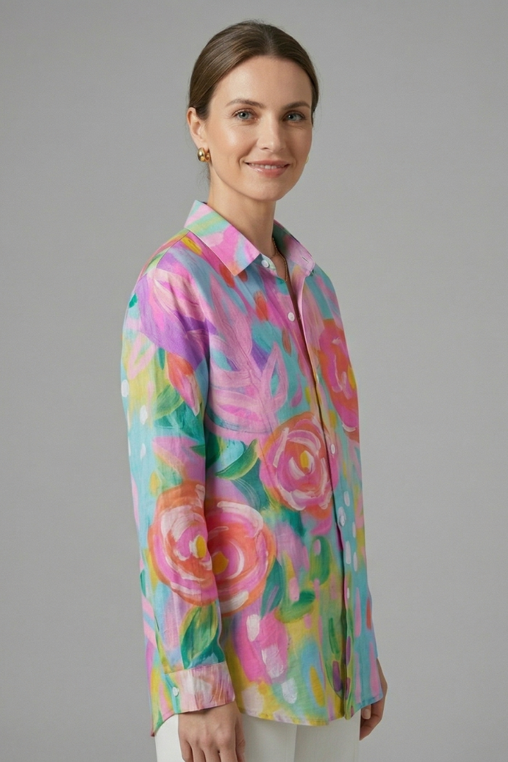 Women’s Blouse with Collar and Abstract Print