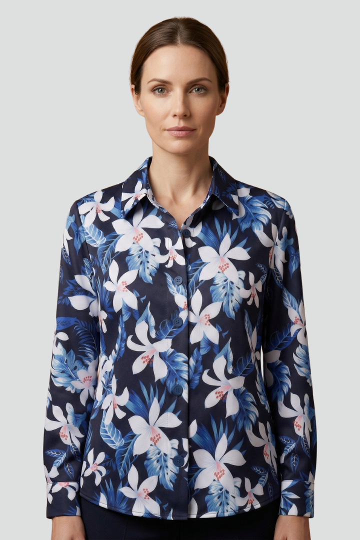 Women’s Blouse with Collar and Button Closure
