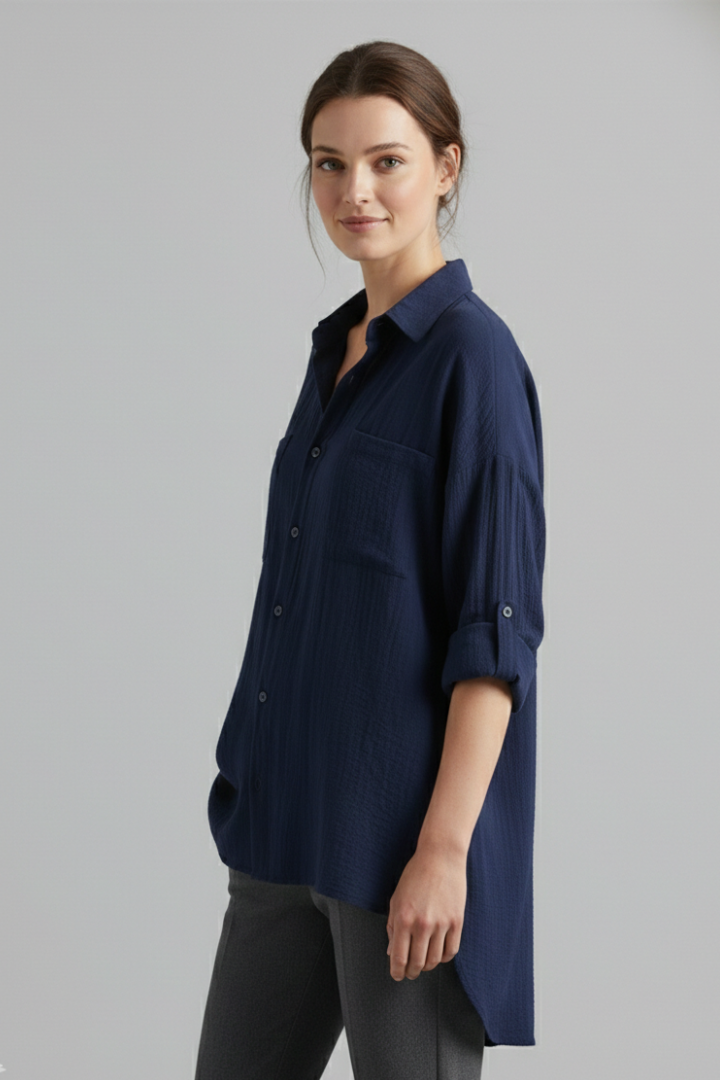Women’s Blouse with Collar and Button Fastening
