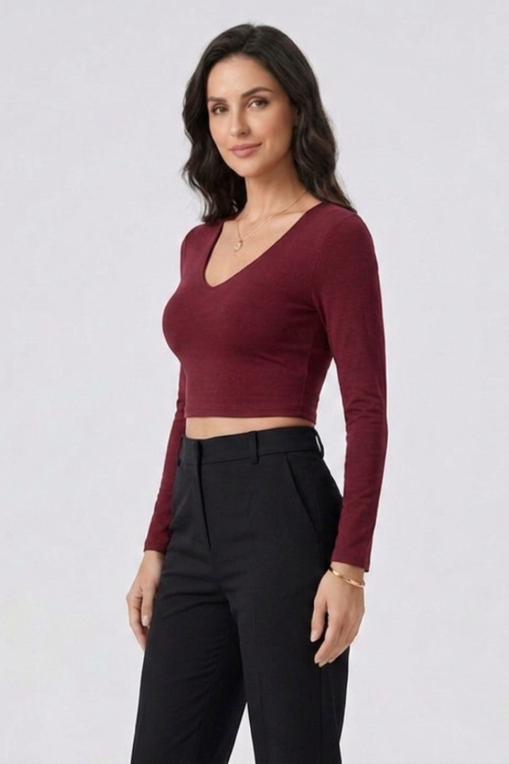 Women’s Crop Top with V-Neck and Long Sleeves