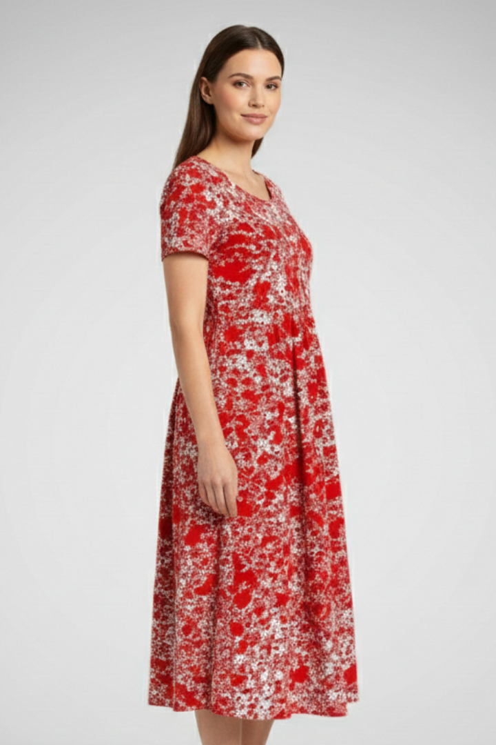 Women’s Dress with Round Neckline and Side Pockets