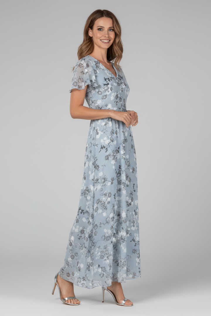 Women’s Dress with V Neck and Short Sleeves