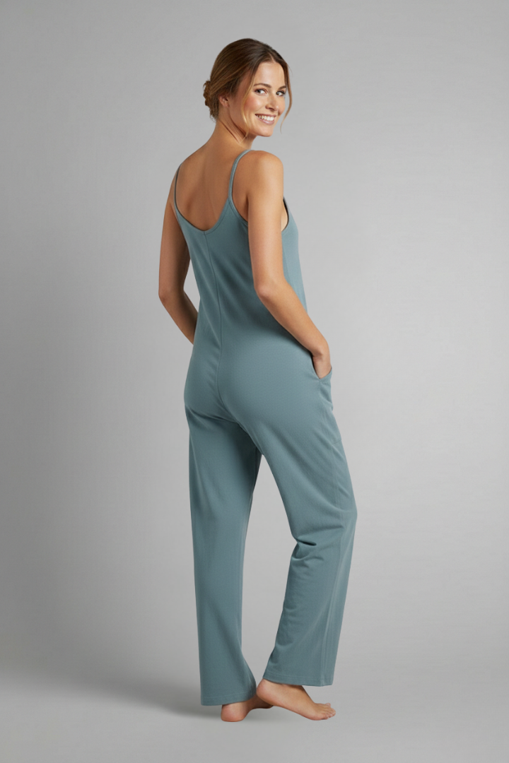 Women’s Jumpsuit with Sleeveless Cut and Wide Legs