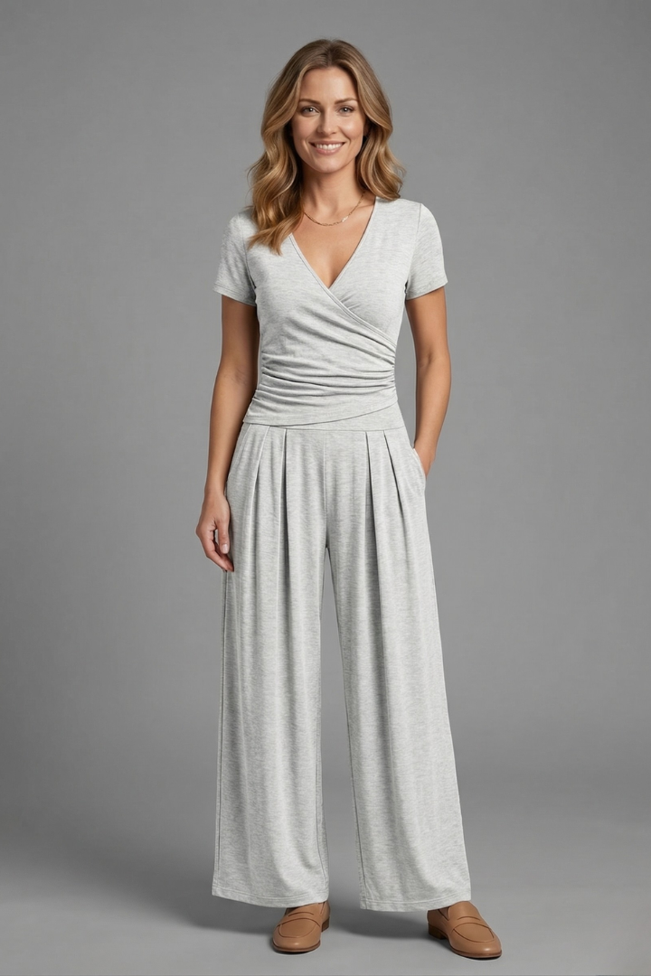 Women’s Jumpsuit with V-Neck and Wide Legs