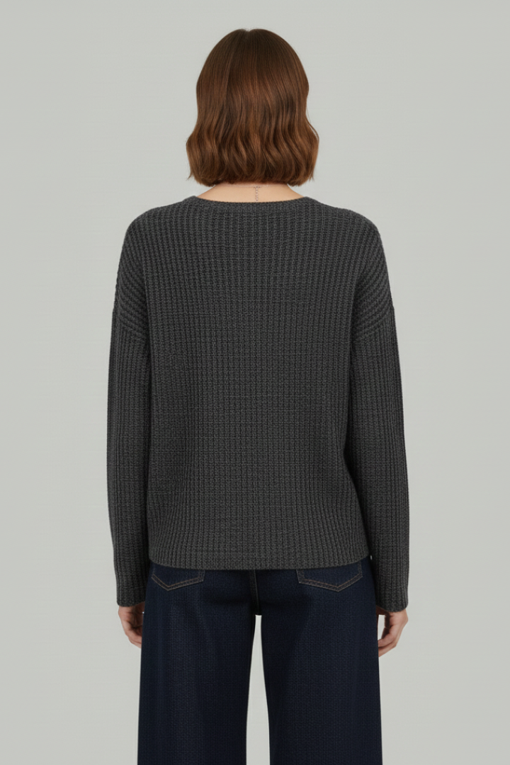 Women’s Sweater with Round Neck and Textured Surface