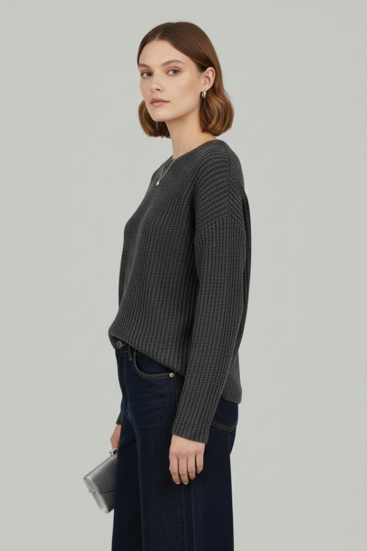Women’s Sweater with Round Neck and Textured Surface