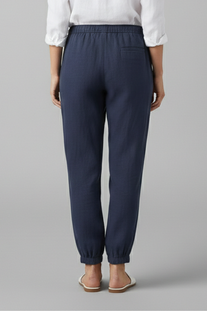 Women’s Trousers with Drawstring Waist and Side Pockets