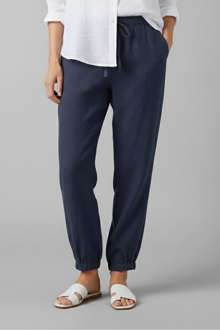Women’s Trousers with Drawstring Waist and Side Pockets
