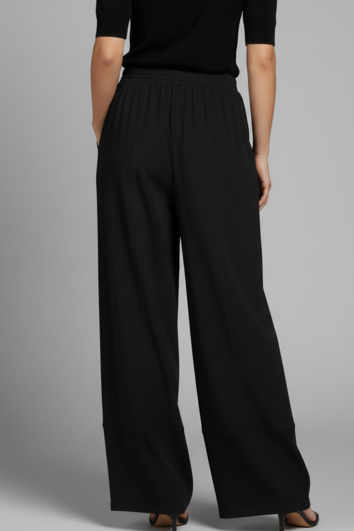Women’s Trousers with Elastic Waist and Side Pockets