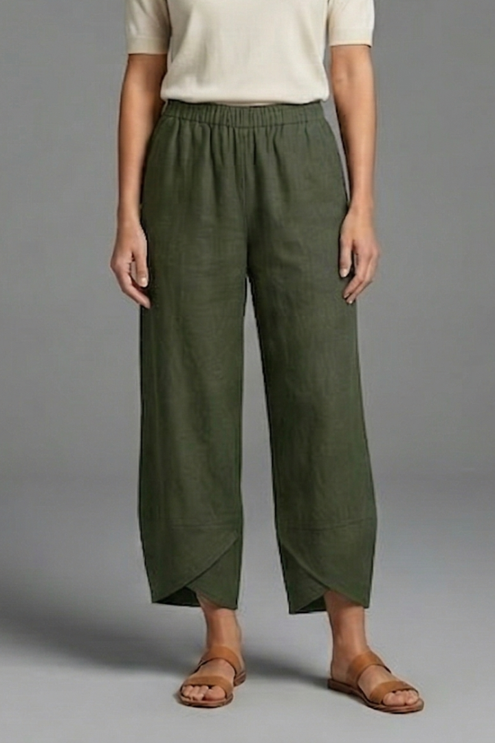 Women’s Trousers with Elastic Waistband and Cropped Legs
