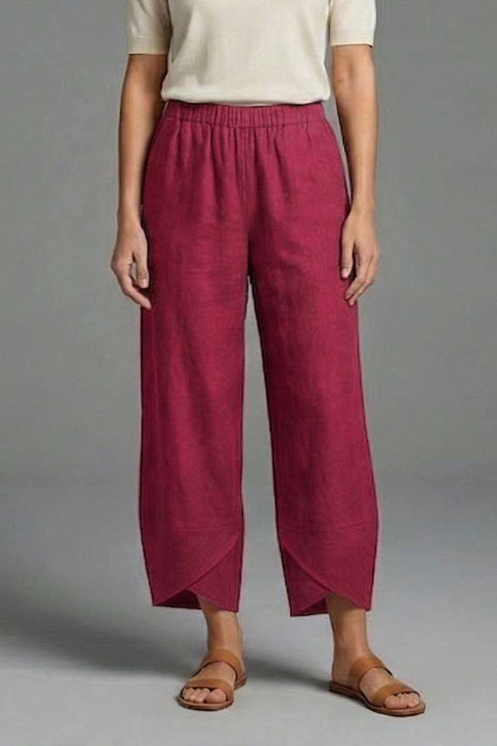 Women’s Trousers with Elastic Waistband and Cropped Legs