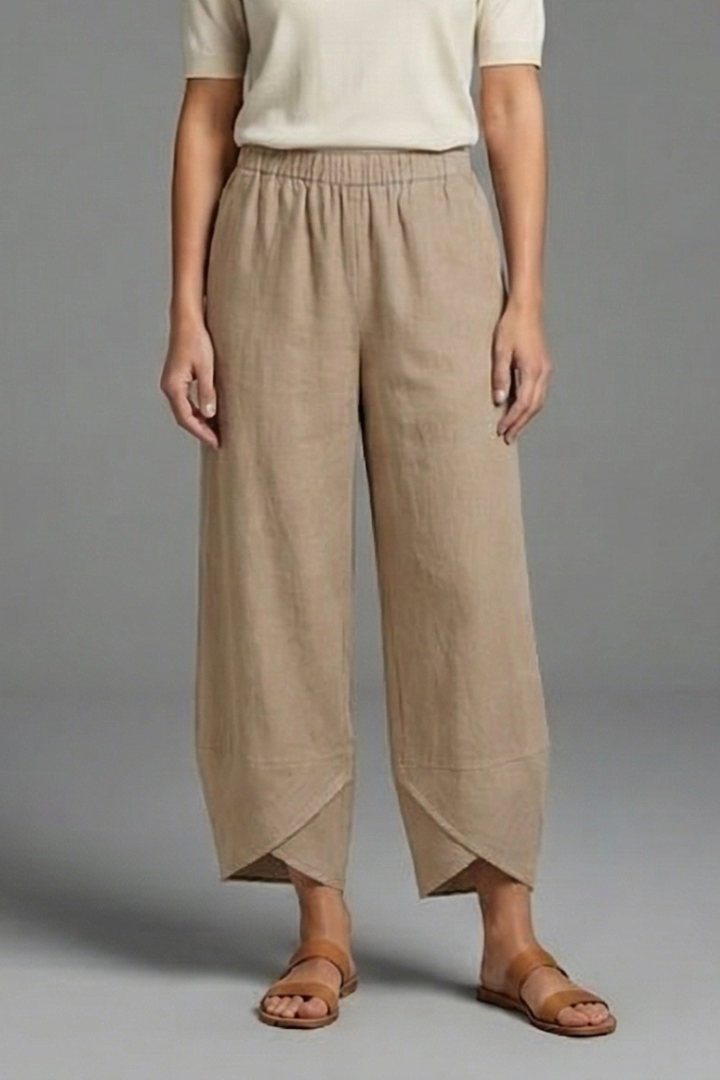 Women’s Trousers with Elastic Waistband and Cropped Legs