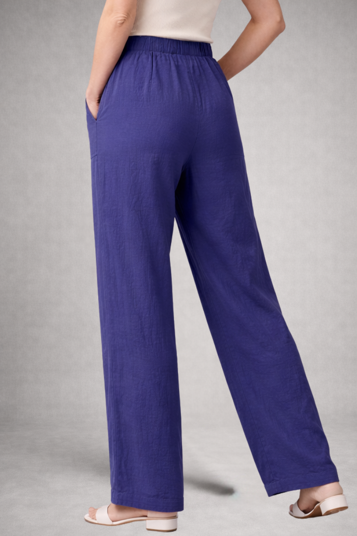 Women’s Trousers with Elastic Waistband and Patch Pockets