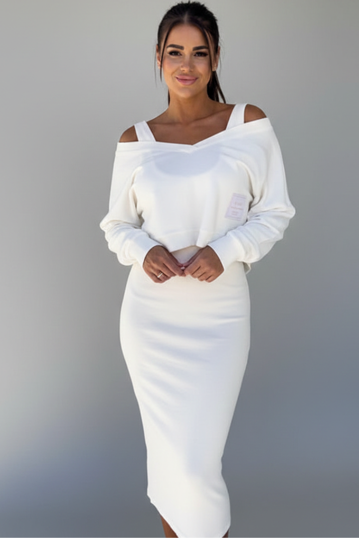 Women’s Two-Piece Set with Crew Neck and Elastic Waist