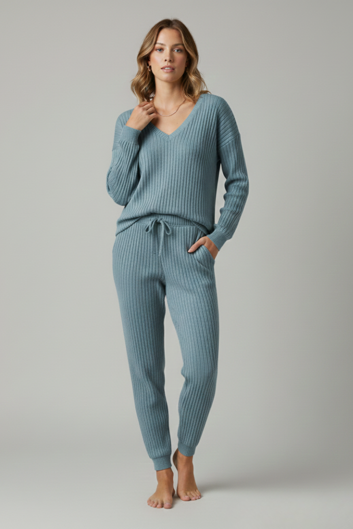 Women’s Two-Piece Set with Ribbed Top and Drawstring Trousers