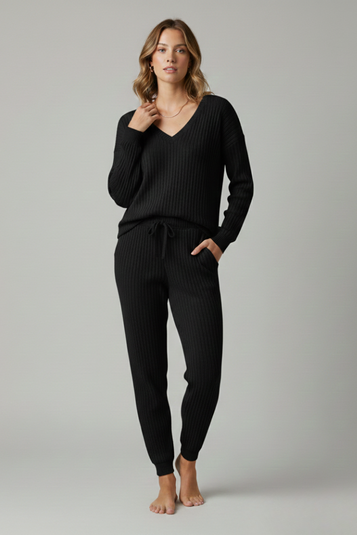 Women’s Two-Piece Set with Ribbed Top and Drawstring Trousers