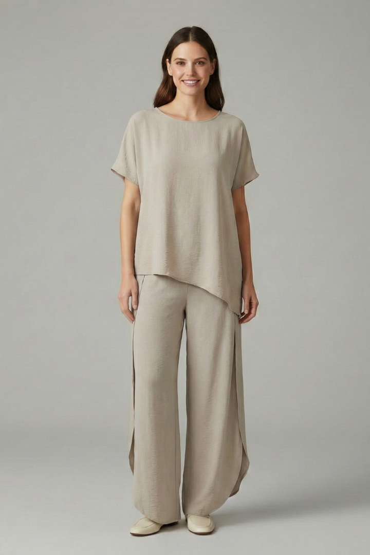 Women’s Two-Piece Set with Round Neck Top and Wide Trousers
