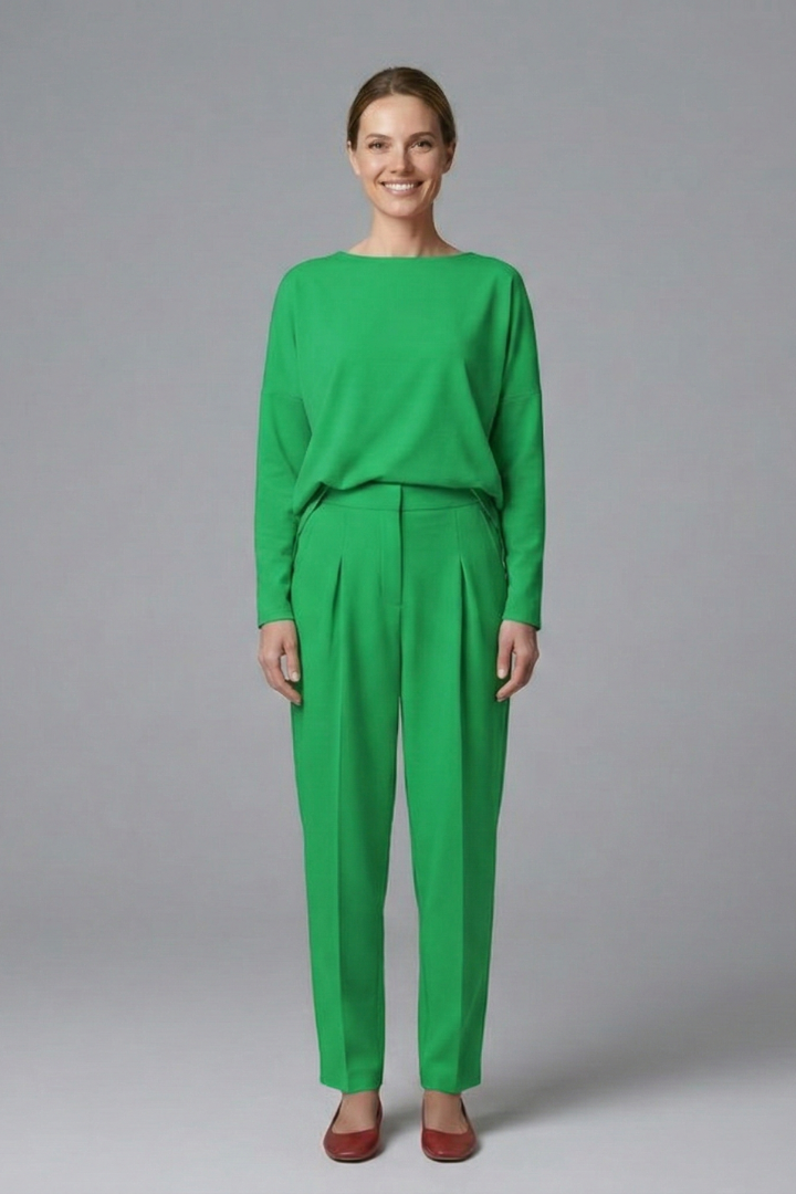 Women’s Two Piece Set with Long Sleeves and Elastic Waist