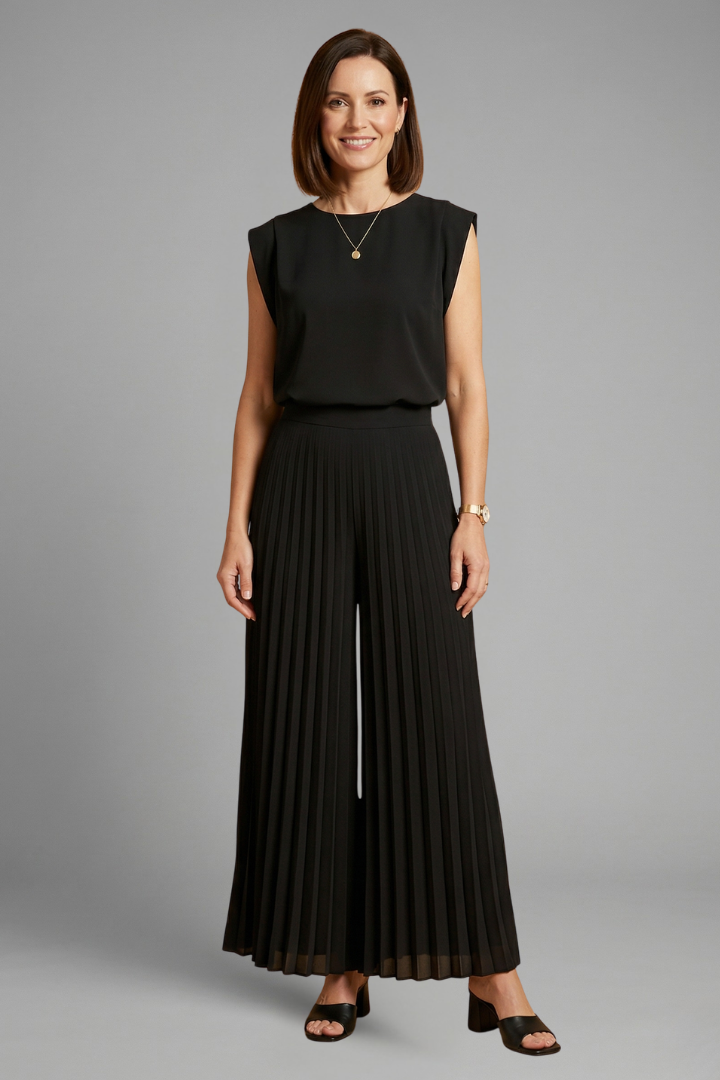 Women’s Two Piece Set with Pleated Trousers and Flowing Top
