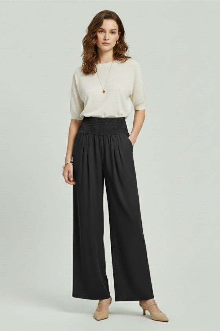 Women’s high-waist trousers with stretch material and straight-leg outline